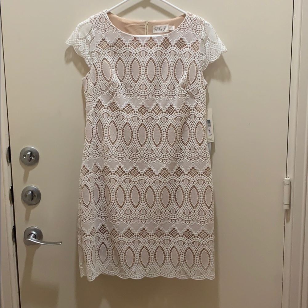 NWT white lace dress cap sleeve